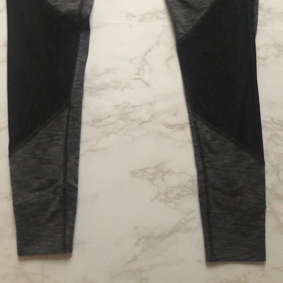 Athleta Relay Tight 2.0 - Picture 12 of 14